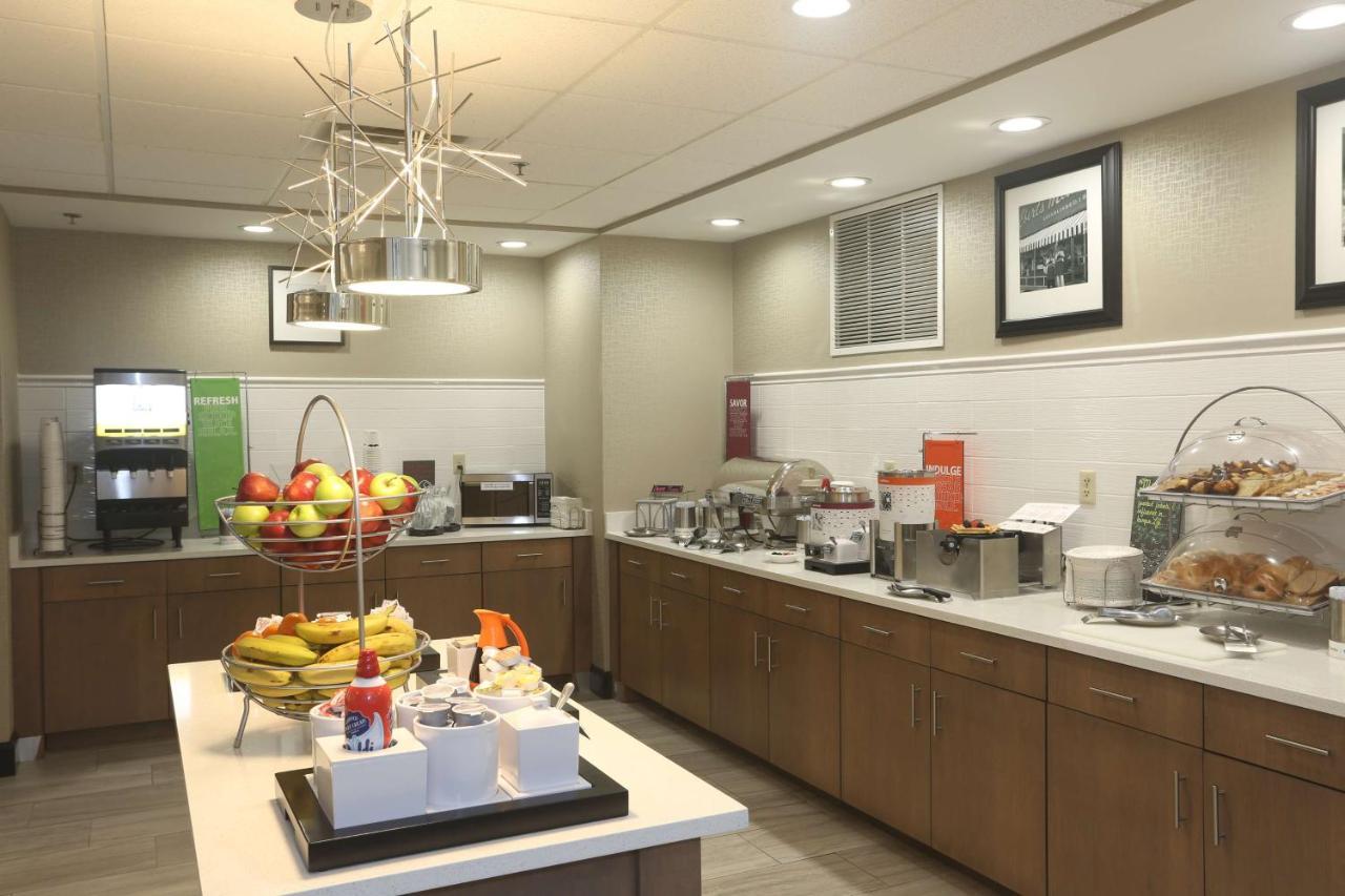 Hampton Inn Owego Esterno foto