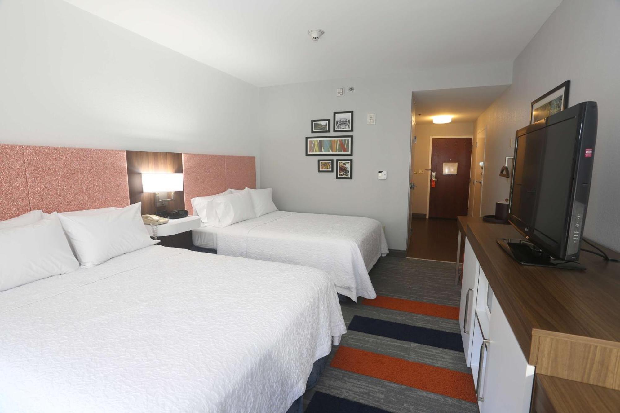 Hampton Inn Owego Esterno foto